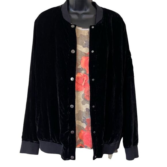 2pc Peace Love World “I Am Blessed” Velvet Bomber Jacket & Floral Camo Tank Set - Picture 3 of 16